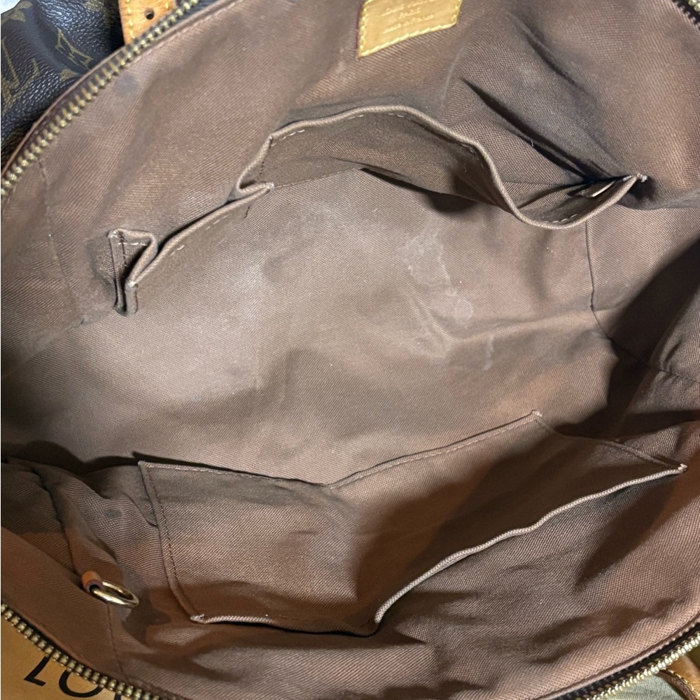 Louis Vuitton Tivoli GM Brown Monogram Tote - Picture 16 of 16
